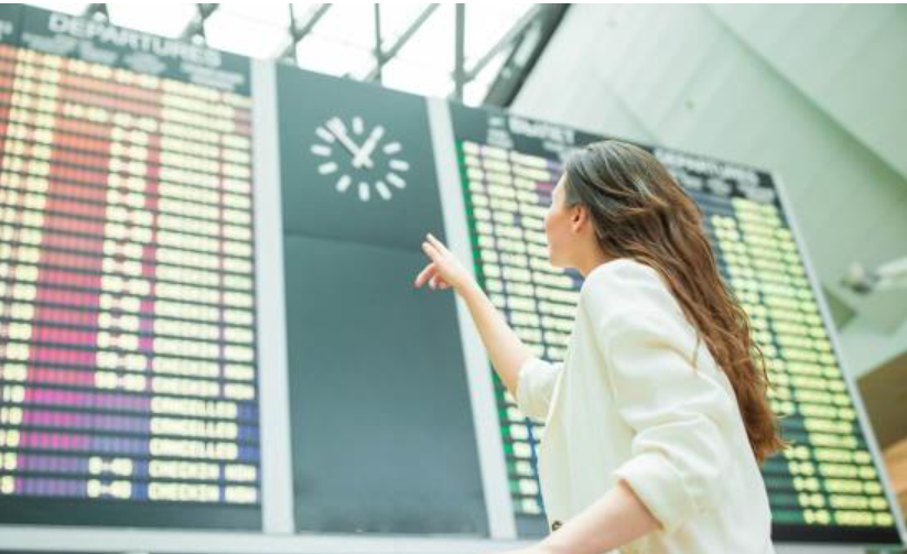 2023年第三季度，荷兰主要机场接待了近2100万航空乘客