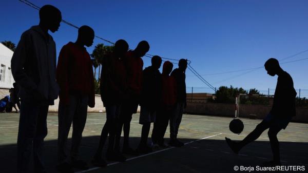From file: Young migrant minors play ball in Spain | Photo: Borja Suarez / Reuters