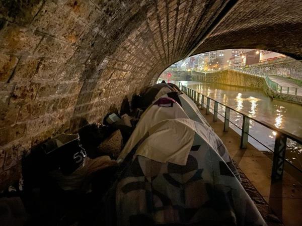 A migrant camp in northern Paris, along the Saint-Denis canal | Photo: Wasi Mohsin