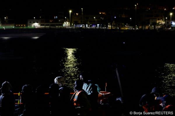 The Canary Islands' regio<em></em>nal government highlighted the plight of unaccompanied migrant minors arriving in the archipelago during a visit to the Pope | Photo: Reuters/Borja Suarez