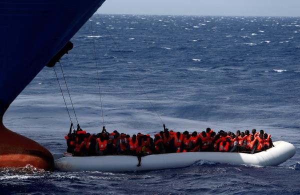 It is hoped that a new resettlement f<em></em>ramework in the Pact could open up safe routes to Europe | Photo: Reuters / Darrin Zammit Lupi