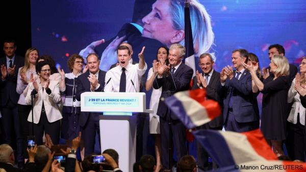 Macron's Renaissance party is a member of Renew Europe. | Photo: Manon Cruz/Reuters