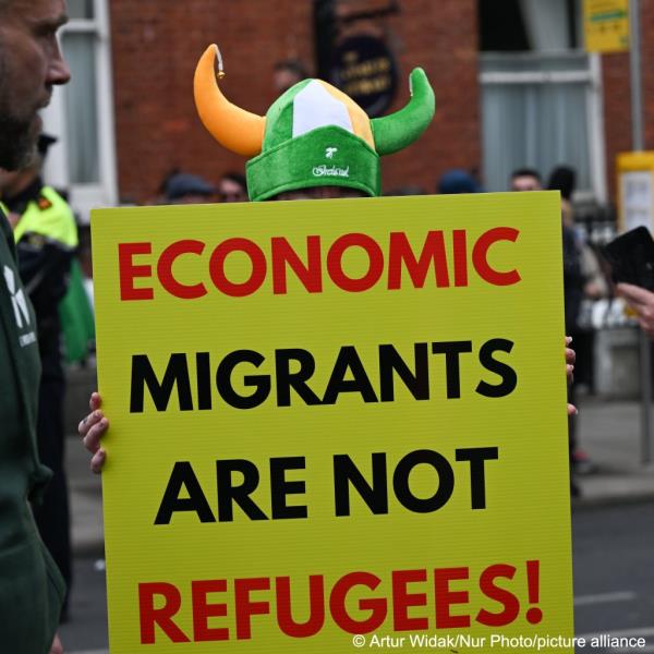 From file: A number of protests, demo<em></em>nstrations and acts of violence have taken place in Ireland over the last couple of years, as some people call on the government to help Irish people in crisis before they help new arrivals | Photo: Artur Widak/Nur Photo/picture alliance