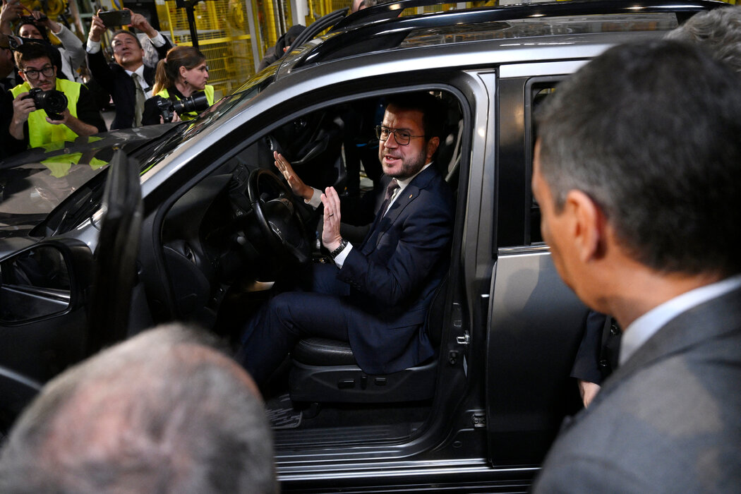 加泰罗尼亚大区主席佩雷·阿拉贡内斯在今年4月的仪式上宣布Ebro-EV Motors与中国汽车制造商奇瑞达成协议。